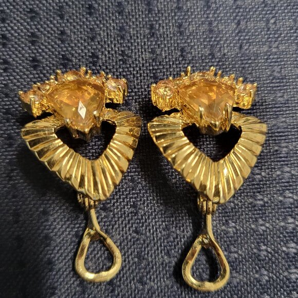 Monet vintage earrings! - Picture 1 of 8
